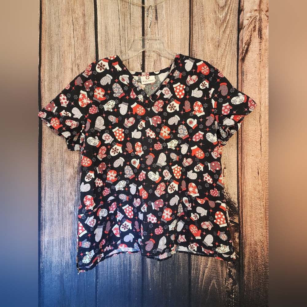 Womens Size LG Christmas Scrub Top